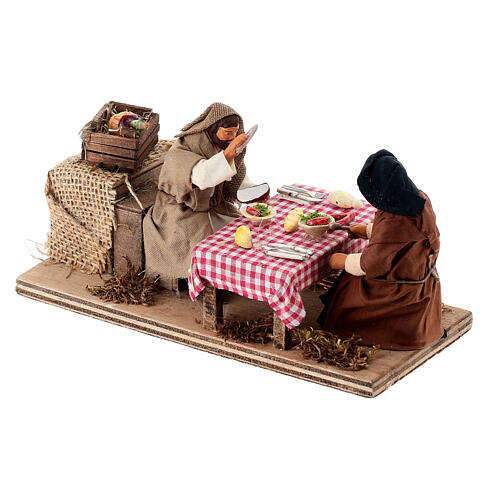 Animated couple dining Neapolitan Nativity Scene with standing figurines of 10 cm 2