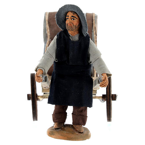 Man carrying barrel cart Neapolitan nativity scene 10 cm 1