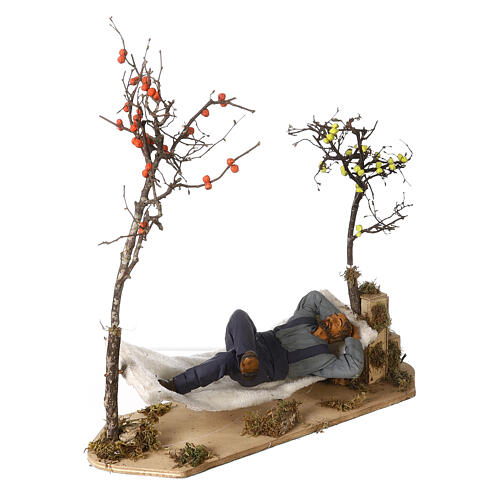 Man sleeping in a moving hammock for Neapolitan nativity scene 30 cm 3