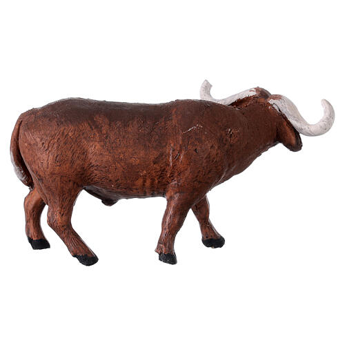 Búfala terracota para presépio napolitano com figuras de 12 cm 4