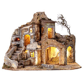 Maison rustique avec four et fontaine, éclairage LED, pour crèche 12 cm 55x70x40 cm