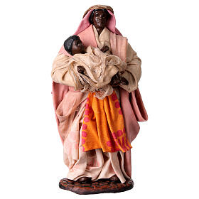 Figurka ciemnoskórej kobiety z dzieckiem na ręku, szopka neapolitańska 13 cm