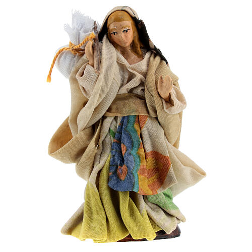 Young woman with a bundle for Neapolitan Nativity Scene with 8 cm characters 1