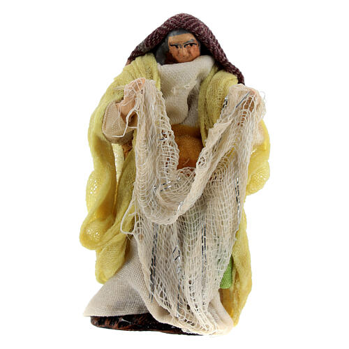Woman holding wet laundry, figurine for Neapolitan Nativity Scene with 6 cm characters 1