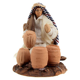 Young Arab craftsman with barrels for 6 cm nativity scene