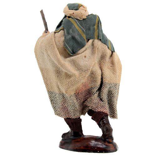 Stary Arab stojący z kijem, do szopki 12 cm 4