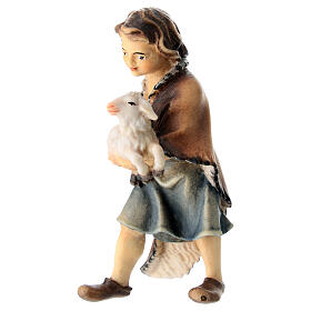 Enfant avec agneau pour crèche Original Berger bois peint Val Gardena de 12 cm