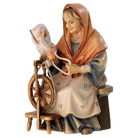 Elderly Peasant Woman with spinning wheel, 12 cm Nativity Original Shepherd model, in painted Valgardena wood