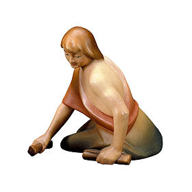 Kneeling shepherd with wood Original Redentore Nativity Scene in painted wood from Valgardena 10 cm