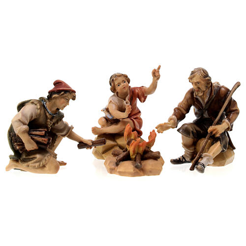 Group of shepherds around bonfire Original Nativity Scene in painted wood from Val Gardena 10 cm 1