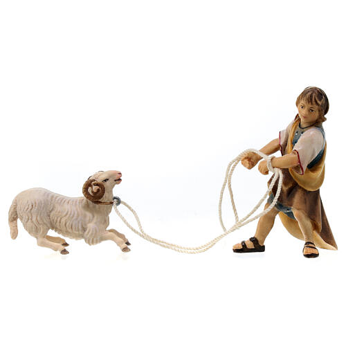 Bambino che tira un montone inginocchiato presepe Original legno dipinto in Valgardena 10 cm 1