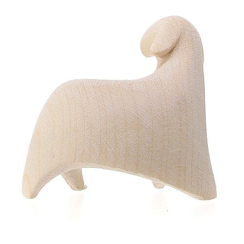 Stylised sheep looking to its left in natural wood Ambiente Design 9.5 cm 4