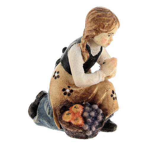 Bambina inginocchiata legno dipinto presepe Kostner 9,5 cm 2