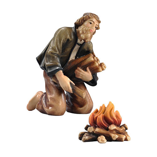 Man kneeled at campfire in painted wood, Kostner Nativity scene 9.5 cm 1