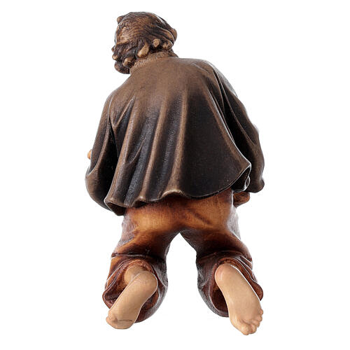 Man kneeled at campfire in painted wood, Kostner Nativity scene 12 cm 4