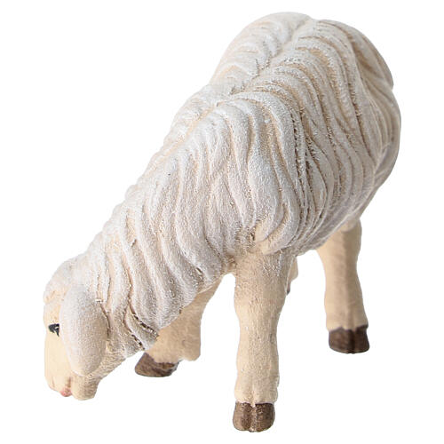 Sheep eating with head turned right in painted wood, Kostner Nativity scene 9.5 cm 2