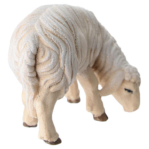 Sheep eating with head turned right in painted wood, Kostner Nativity scene 9.5 cm 4
