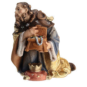 Kneeling king in painted wood for 11 cm Rainell Nativity scene, Val Gardena