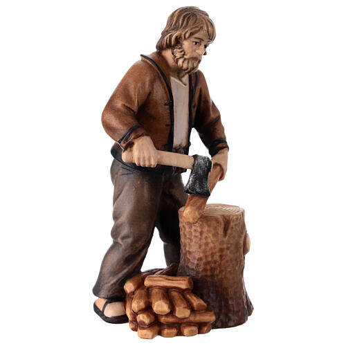 Lumberjack in painted wood for 11 cm Rainell Nativity scene, Val Gardena 3