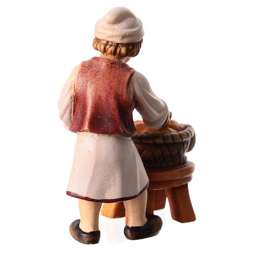 Enfant avec panier bois peint Val Gardena crèche Rainell 11 cm 4