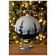 Bola árvore de Natal vidro soprado contraste árvore e céu branco 150 mm s2