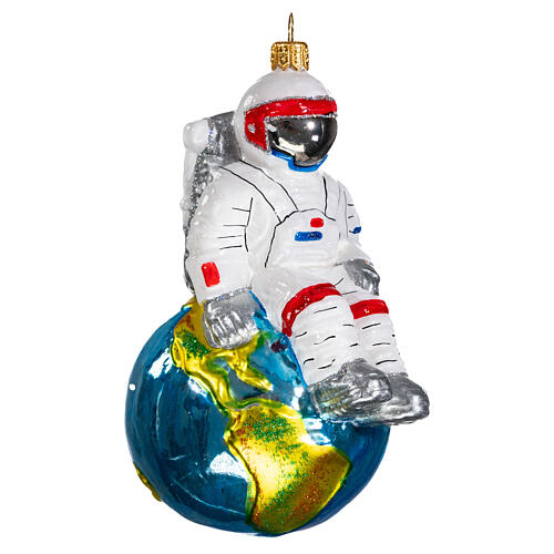 Astronaut sitting on Earth Christmas tree ornament in blown glass 4