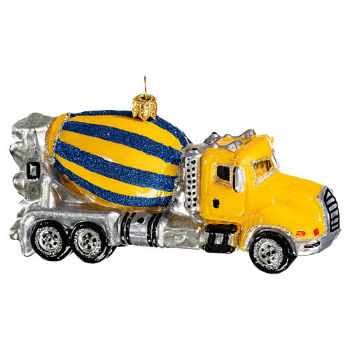 Concrete mixer truck with Christmas tree decoration in blown glass 6