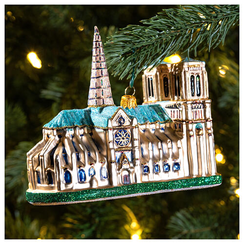 Notre-Dame Cathedral blown glass Christmas tree decoration 2