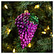 Red grapes Christmas tree ornament in blown glass 10 cm s2