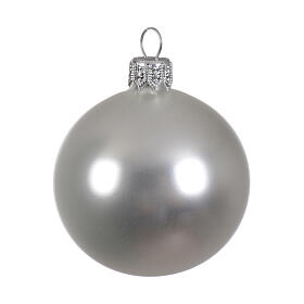 Set of 6 Christmas baubles in matte silver finish, 60 mm blown glass