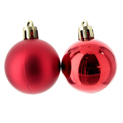 Set of 26 eco-sustainable red recycled plastic Christmas tree balls 40 mm 2