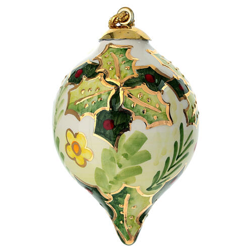 Pallina goccia natalizia ceramica panna dipinta a mano pungitopo 8 cm Dell'Arte Ceramiche 1