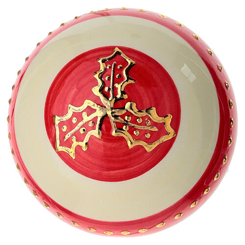 Boule de Noël en céramique peinte houx doré et bandes rouges 10 cm Dellarte Ceramiche 4