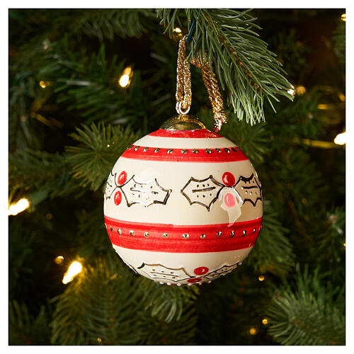 Bombka ceramiczna 8 cm, czerwone paski z ostrokrzewem, ręcznie malowana, Dellarte Ceramiche 2