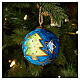 Esfera de Natal árvore verde em azul noite pintada à mão 8 cm Dellarte Ceramiche s2