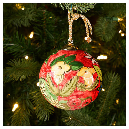 Christmas Tree Ball Floral Decoration Red Background Hand-Painted Dellarte Ceramics 10 cm 2