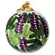 Pallina natalizia Dellarte Ceramiche fiori viola foglie verdi dipinta a mano 8 cm s1