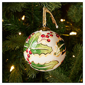 Pallina Dellarte Ceramiche natalizia agrifoglio verde bacche rosse 10 cm dipinta a mano