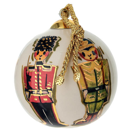 Sfera albero Natale Dell'Arte Ceramiche schiaccianoci base panna 8 cm dipinta a mano 3