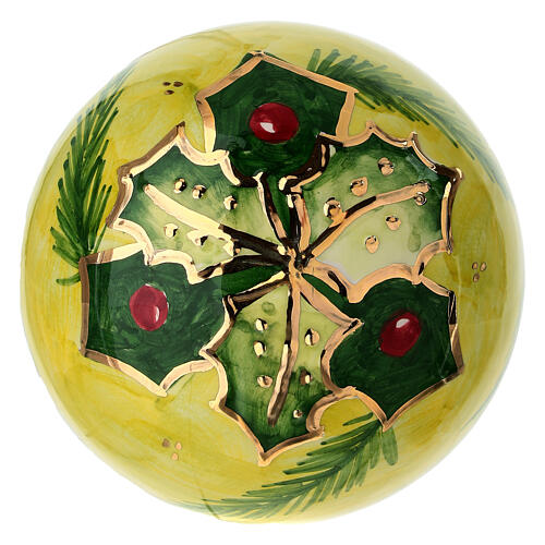 Keramikkugel, rund, mit Stechpalmenmotiv und roten Beeren auf hellgrünem Grund, 8 cm, handbemalt – Dellarte Ceramiche 4