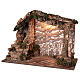 Cabana rústica iluminada madeira e cortiça para presépio com figuras altura média 12-16 cm; medidas: 38x50x24 cm s2