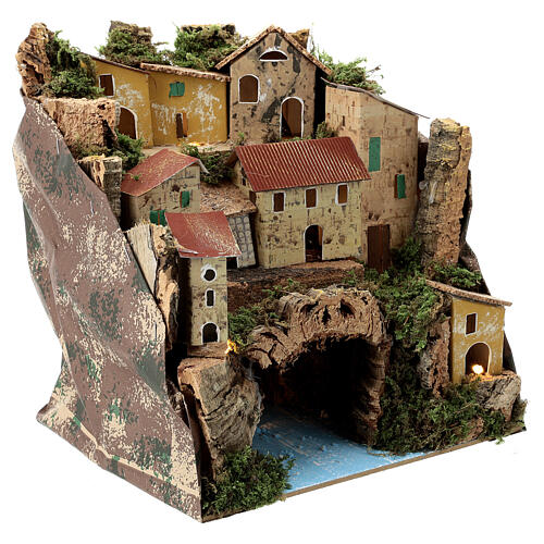 Aldeia em miniatura com casas iluminadas e rio subterrâneo para presépio; medidas: 25x24x21 cm 3