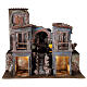 Pueblo belén iluminado con arcada y balcones 55x60x45 para estatuas 12 cm s1