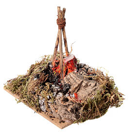 Feuerstelle auf Steinen mit Flammen, 10x10x5 cm