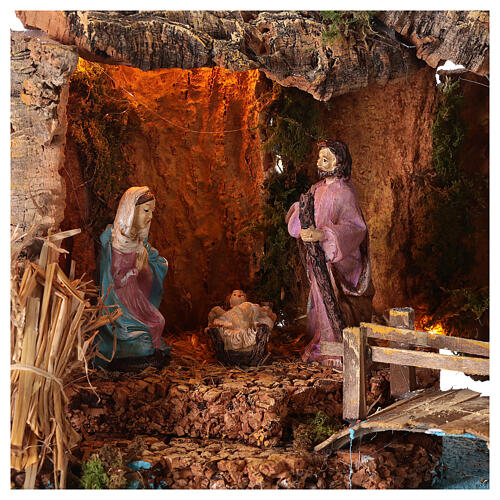 Presépio com rio e luzes e Natividade de Jesus, figuras altura média 10 cm, medidas: 50x23x26 cm 2