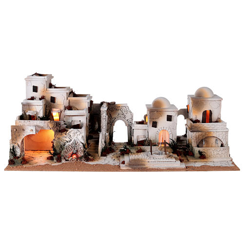 Aldeia estilo árabe com fogueira e fontanário figuras presépio Moranduzzo altura média 10 cm; medidas: 33x97x45 cm 9