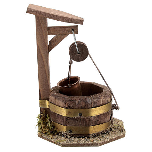 Poço em miniatura de madeira escura com balde e roldana para presépio com figuras de altura média 10 cm, medidas: 10,5x7x7 cm 1