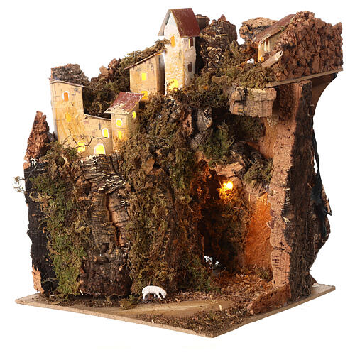 Cenário para presépio de Natal figuras altura média 6 cm, aldeia de montanha iluminada com gruta Natividade; 31x25x25 cm 5