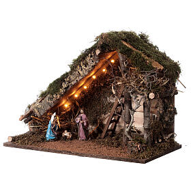 Cabana com fenil e Natividade, luzes, cortiça e musgo 35x50x25 cm para presépio com figuras de 10 cm