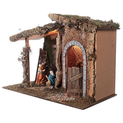 Estábulo cortiça com fenil e luz para Natividade com figuras de 20 cm 55x80x40 cm 2